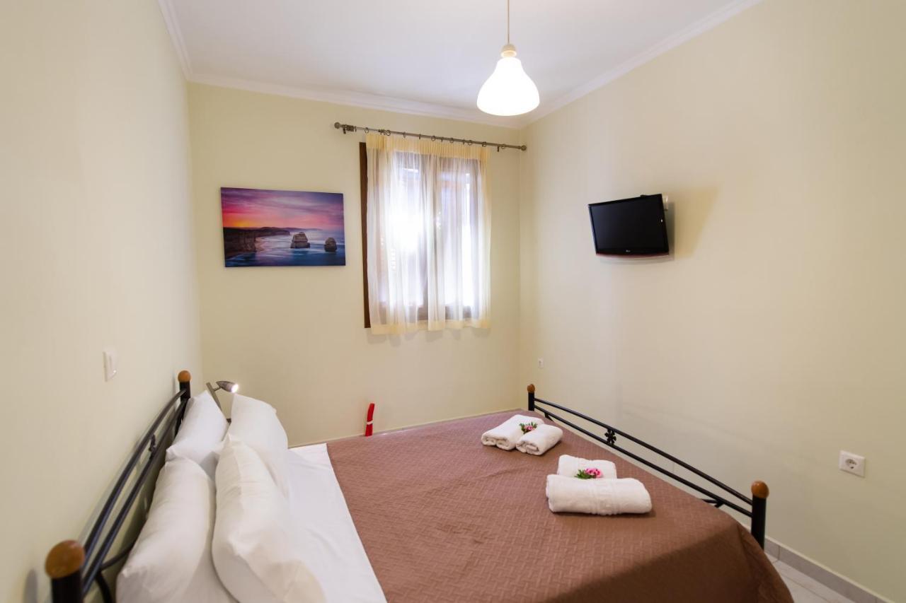 Delphinus Villas-villa Nikitas